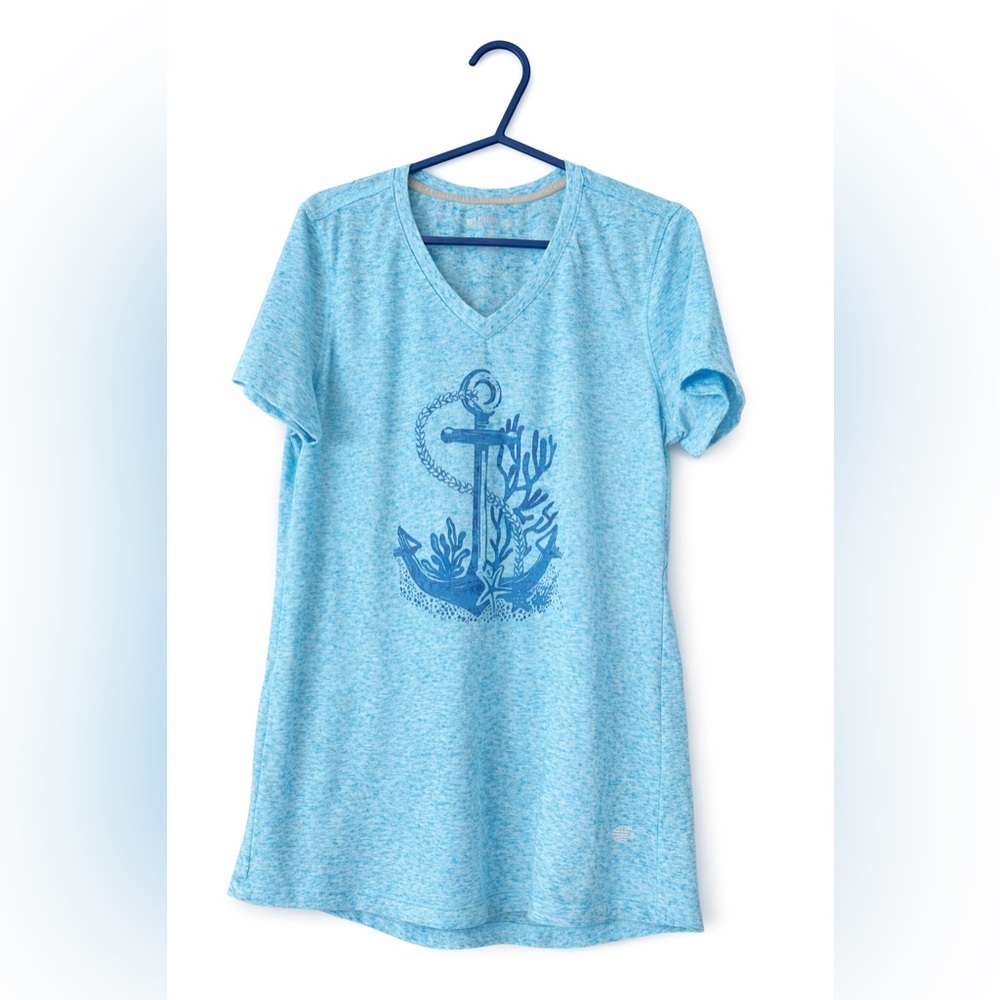Reel Legends NWT Women’s Blue Anchor Graphic T-Shirt Medium